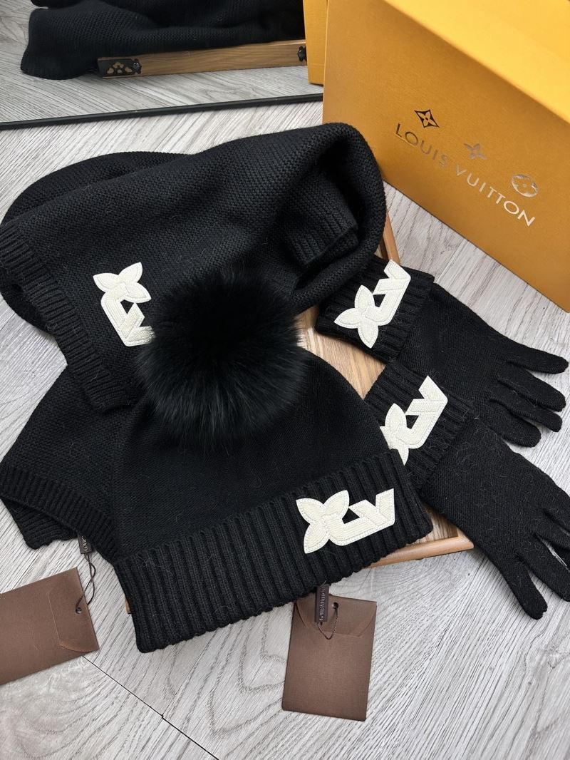 Louis Vuitton Caps Scarfs